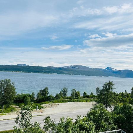 Apartment In Tromso With Sea And Mountain View Kültér fotó